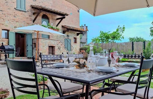 Lucignano Villa | Holiday Home Croce with spa