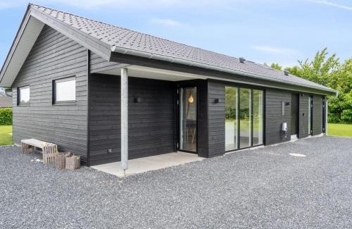Skovmose House | Holiday Home Danika - 650m from the sea by Interhome