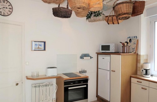 Plouguerneau House | Holiday Home de la Côte - PLU115 by Interhome