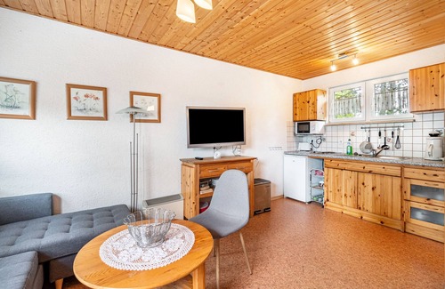 Bungalowdorf an der Talsperre House | Holiday Home 'Bungalow 131' with Private Terrace and Private Garden