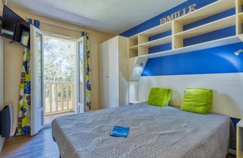 Lacanau-Ocean House | Holiday Home Domaine Golf Resort-2 by Interhome