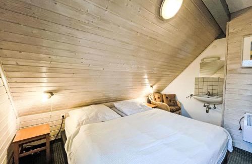 Seepark Kirchheim House | Holiday Home Dorf 3-Haus 112 by Interhome
