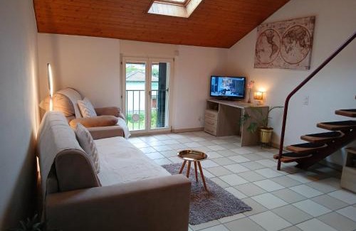 Quartino Apartment | Holiday Home Dragonfly