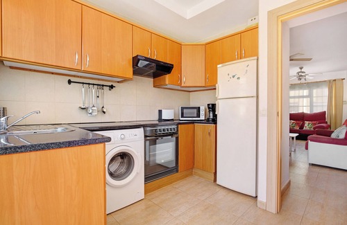 Caleta de Fuste Apartment | Holiday Home 'Duplex Amuley Mar' with Private Terrace, Pool & Wi-Fi