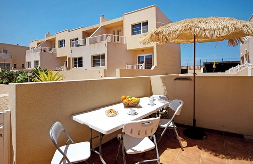 Caleta de Fuste Apartment | Holiday Home 'Duplex Amuley Mar' with Private Terrace, Pool & Wi-Fi