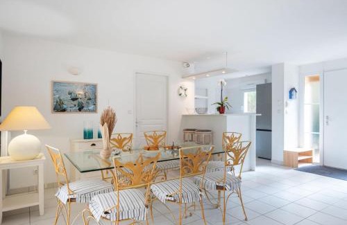 Lacanau-Ocean House | Holiday Home Eden Club by Interhome