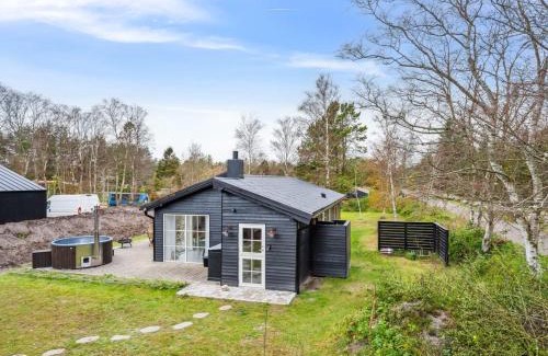 Hou House | Holiday Home Elizabeta - 175m from the sea by Interhome