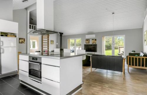 Læsø House | Holiday Home Ellie - 300m from the sea by Interhome