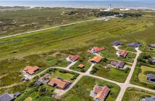 Nørre Lyngvig House | Holiday Home Elviira - 600m from the sea by Interhome