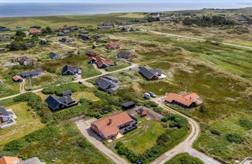 Nørre Lyngvig House | Holiday Home Elviira - 600m from the sea by Interhome
