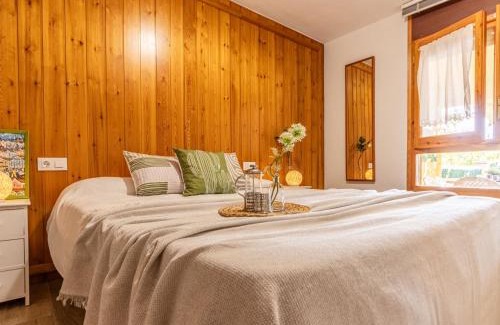 Riumar House | Holiday Home Ernestina by Interhome