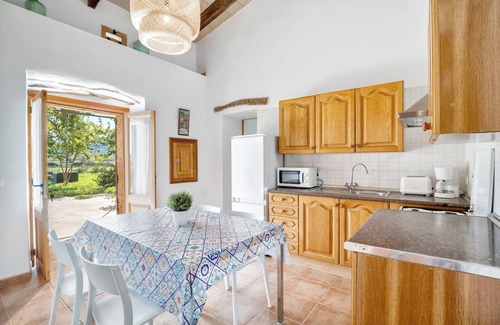 Sineu Villa | Holiday Home Es Camp Pla with Pool & Wi-Fi