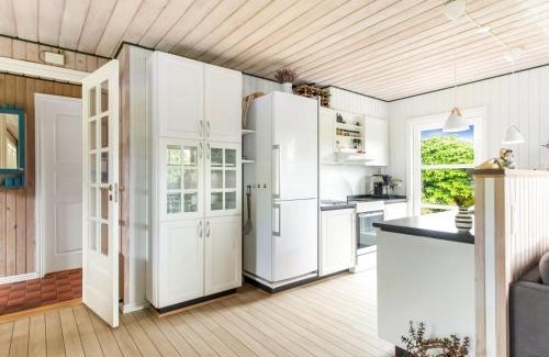 Hou House | Holiday Home Esalina - from the sea by Interhome