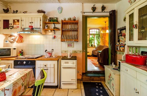 Rhauderfehn House | Holiday Home 'Fairy Cottage' with Shared Terrace and Shared Garden
