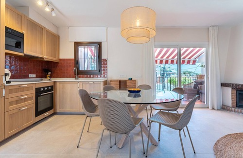 La Capellania House | Holiday Home 'Feliz' with Sea View, Wi-Fi and Air Conditioning