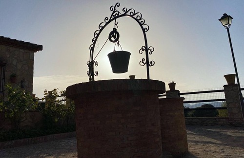 Ronda House | Holiday Home 'Finca Olivar El Pino' with Mountain View, Wi-Fi and Air Conditioning