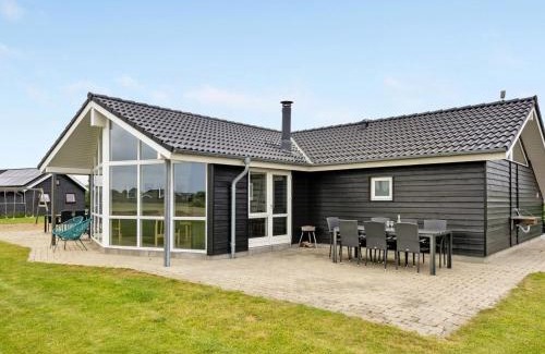 Skovmose House | Holiday Home Finja - 500m from the sea by Interhome