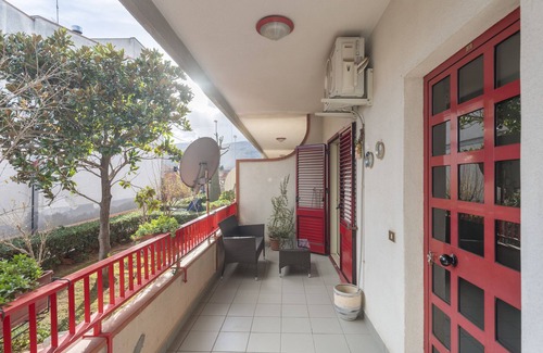 Partanna House | Holiday Home "Gmg - Mondello House" with Mountain View, Garden & Terrace