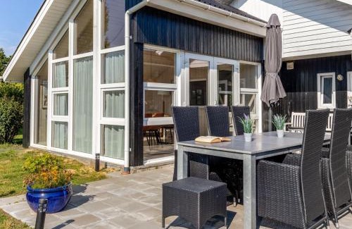 Skaven Strand House | Holiday Home Gudmundine - 350m to the fjord by Interhome