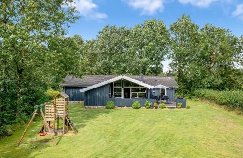 Arrild Ferieby House | Holiday Home Gurly - 25km from the sea by Interhome