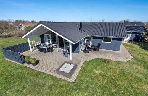 Skaven Strand House | Holiday Home Haagen - 600m to the inlet by Interhome
