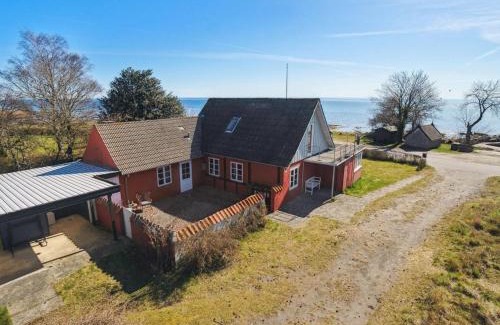 Balka House | Holiday Home Hakon - 40m from the sea by Interhome