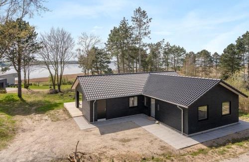 Millinge House | Holiday Home Haley - 150m from the sea by Interhome