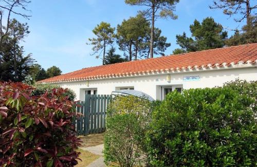 Saint-Hilaire-de-Riez House | Holiday Home Hameau Océan-1 by Interhome