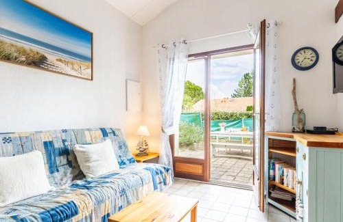 Les Mathes House | Holiday Home Hameau de Talaris-3 by Interhome