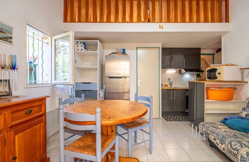 Vendres House | Holiday Home 'Hameau Du Soleil' with Shared Pool, Private Terrace and Private Garden