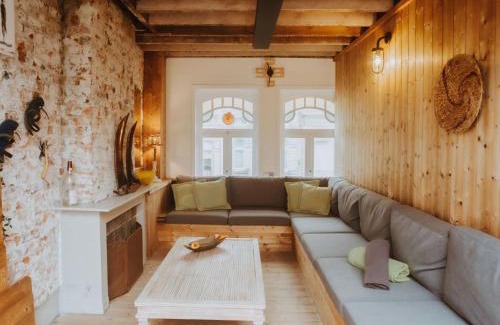 Blankenberge House | Holiday Home Historical and spacious Villa Anaïs by Interhome