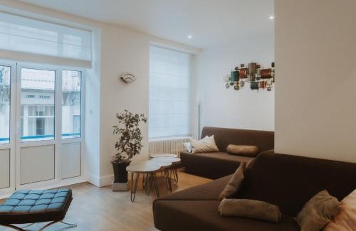 Blankenberge House | Holiday Home Historical and spacious Villa Anaïs by Interhome