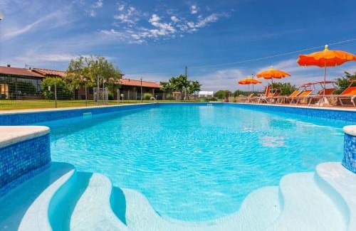 Puntone House | Holiday Home I Girasoli by Interhome