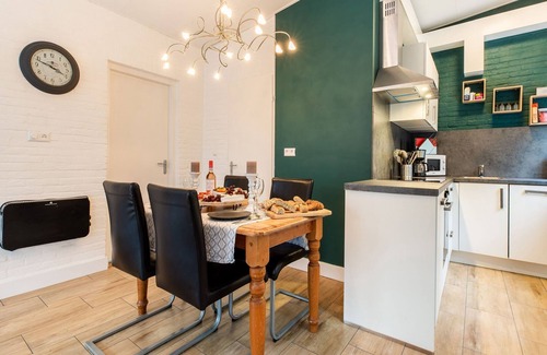 Municipality of Noordwijk House | Holiday Home in Noordwijkerhout near Lake