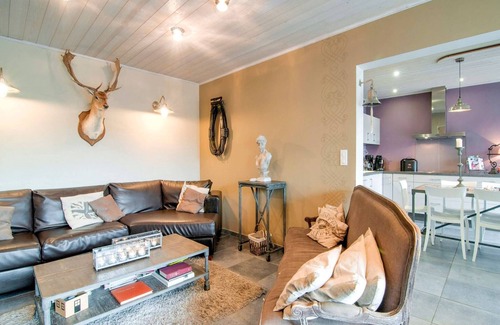 Fauvillers House | Holiday Home in Ardennes near River