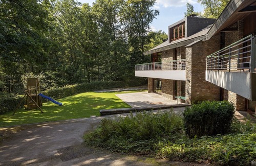 Chodes Villa | Holiday Home in Ardennes with Heated Pool