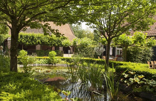 Schafelt House | Holiday Home in Baarlo with Private Terrace