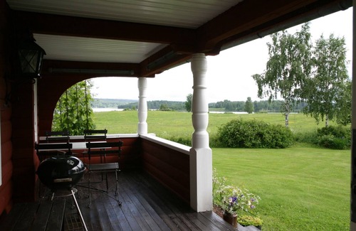 Kopparberg House | Holiday home in Bergslagen with lake views
