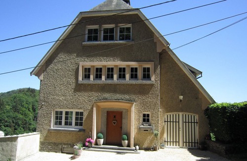 Bouillon House | Holiday Home in Bouillon near Forest Trails
