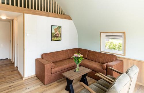 Baars House | Holiday Home in Forest near Assen