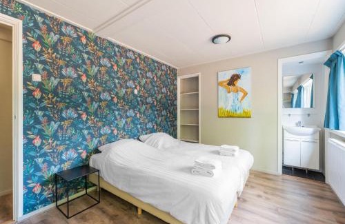 Lochem House | Holiday Home in Gelderland near Den Bramel