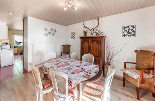 Nadrin House | Holiday Home in Houffaliz with Garden, cleaning included