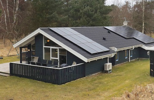 Læsø House | Holiday home in Læsø with pool