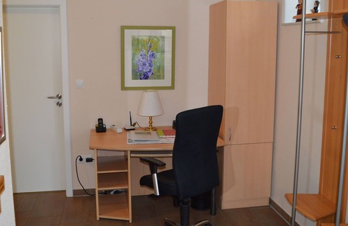Holthaus Villa | Holiday home in Lindern with garden