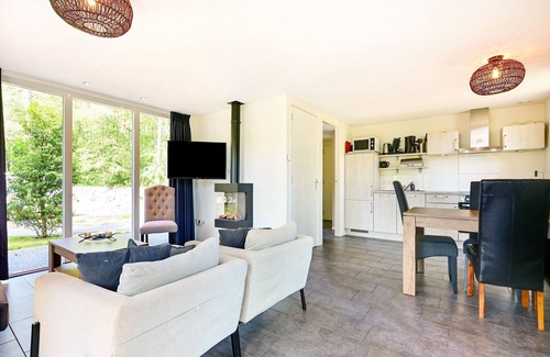 Reutum House | Holiday home in Reutum with sauna