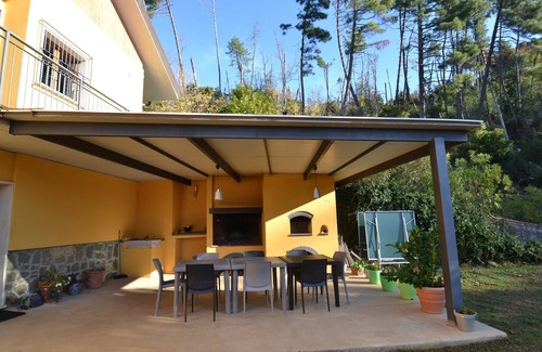 Pescia House | Holiday Home in Pescia with Private Pool