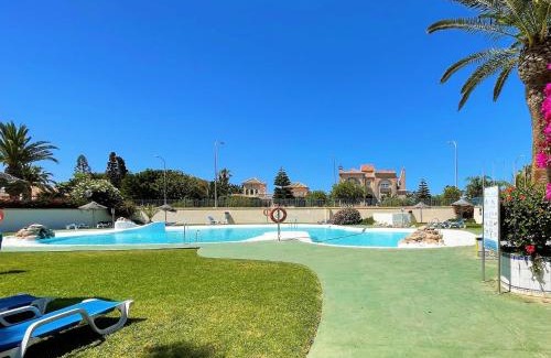 Roquetas de Mar House | Holiday home in Roquetas de Mar by the sea