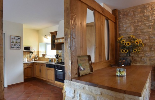 Saint-Pompont House | Holiday Home in Saint-Pompont with Pool