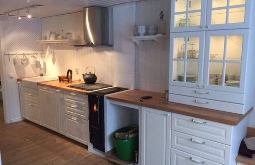 Varnamo O House | Holiday home in Skuggebo with large terrace