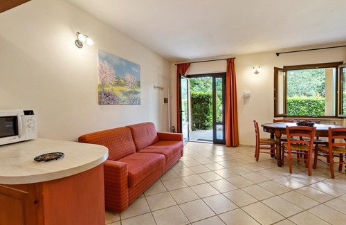 Sorano Apartment | Holiday Home in Sorano with Pool